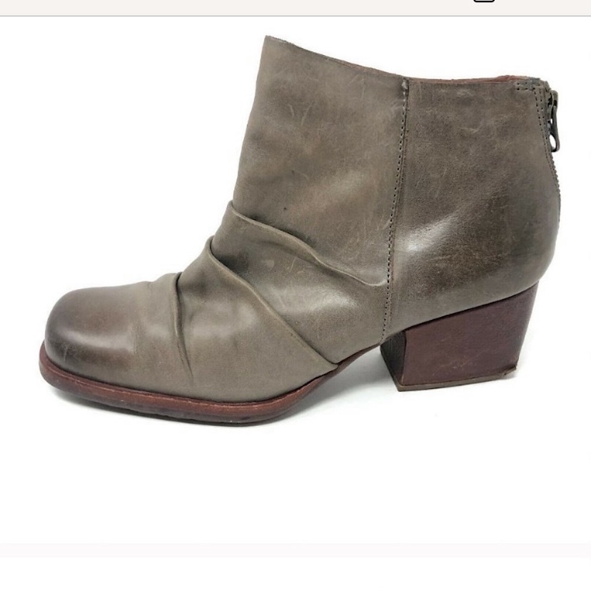 Kork -Ease Kissel Boot Taupe Size: 6.5